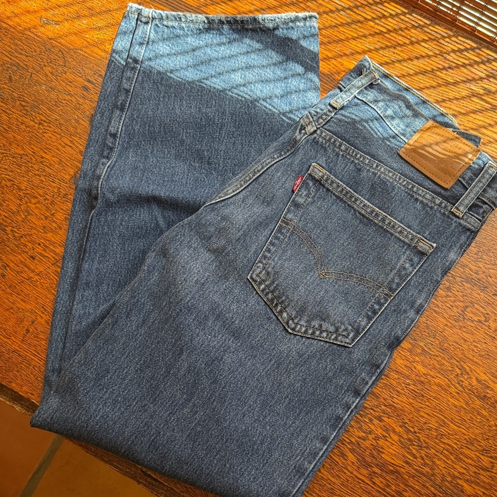 Levi’s Baggy Dad Jean
